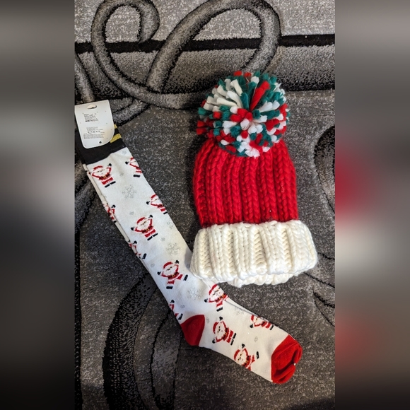 Brand New Claire's hat and Socks - Picture 3 of 8